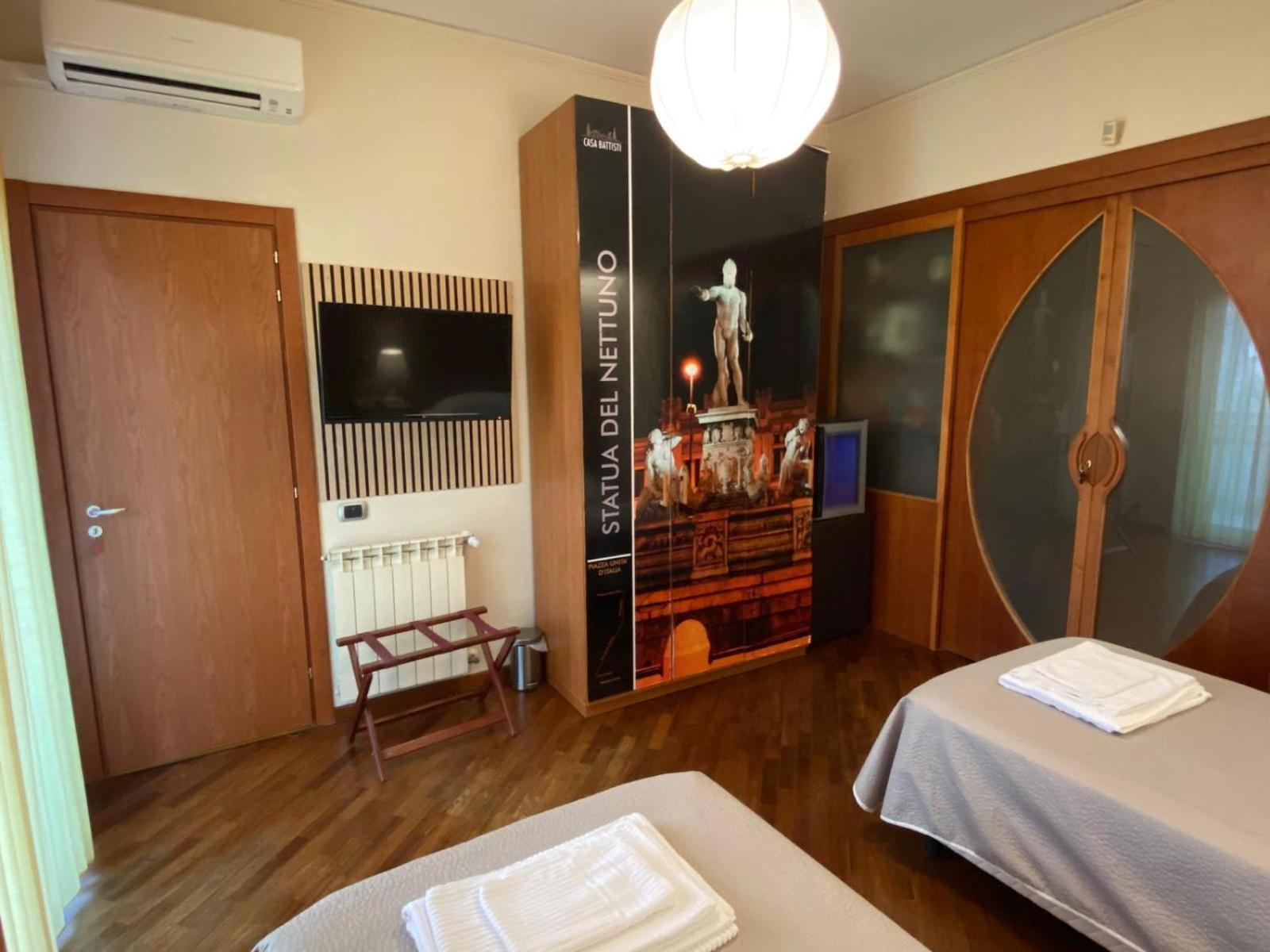 Casa Battisti Messina Guest House In Centro Citta, Ideale Per Famiglie O Gruppi Eksteriør billede