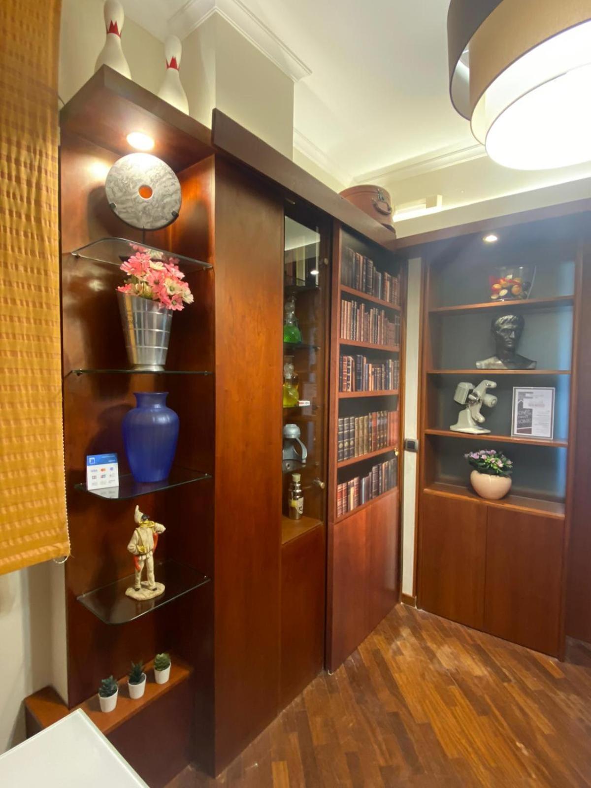 Casa Battisti Messina Guest House In Centro Citta, Ideale Per Famiglie O Gruppi Eksteriør billede